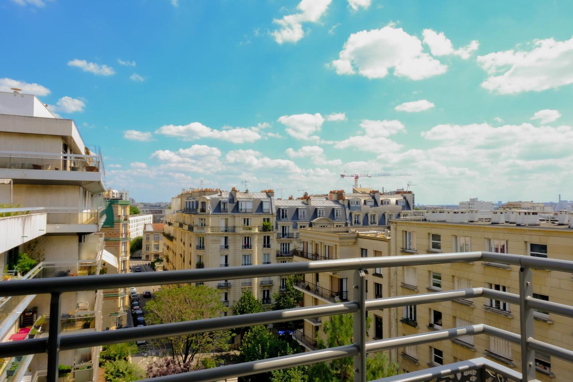 6-Bed Room Balcony